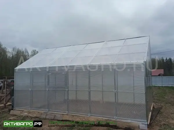 Теплица Ударница Англичанка, ширина 4 м, труба 40х20 + 20х20 Теплица Ударница Англичанка, ширина 4 м, труба 40х20 + 20х20